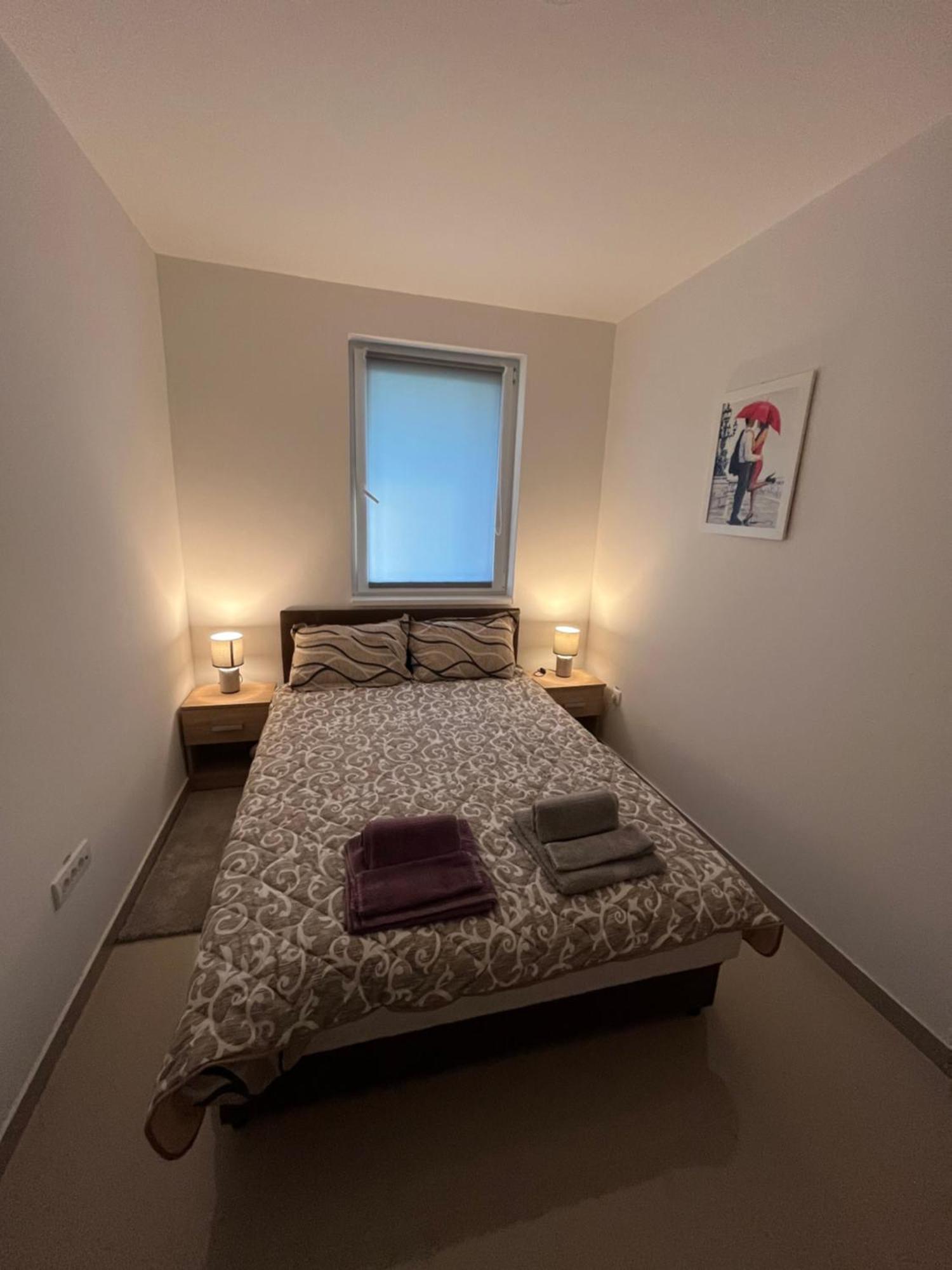 Apartman Miletic Ostrovo Екстериор снимка